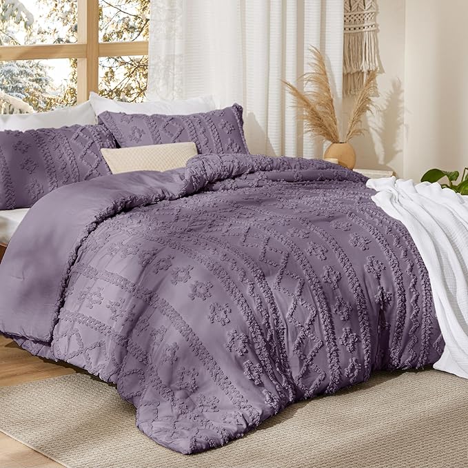 Bedsure Tufted Boho Comforter Set Queen Size - Grayish Purple Boho Bed Set, GentleSoft™ 3 Pieces Farmhouse Shabby Chic Embroidery Bedding, Gifts for Woman, Jacquard Queen Comforter for All Seasons
