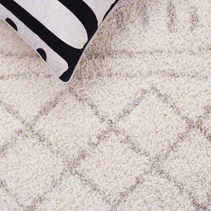 SAFAVIEH Arizona Shag Collection Area Rug - 6' x 8', Ivory & Beige, Moroccan Design, Non-Shedding & Easy Care, 1.6-inch Thick, Ideal for The Living Room, Dining, Bedroom (ASG741A)