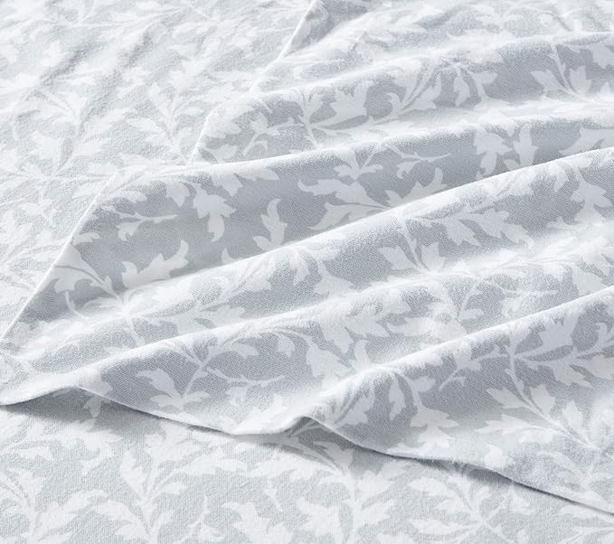 Laura Ashley - Flannel Sheets Queen Size, Anti-Pilling & Wrinkle Resistant Cotton, Touchably Soft for All-Season Comfort - Bed Sheets with Matching Pillowcases & Fitted Sheet (Crestwood Pastel Grey)