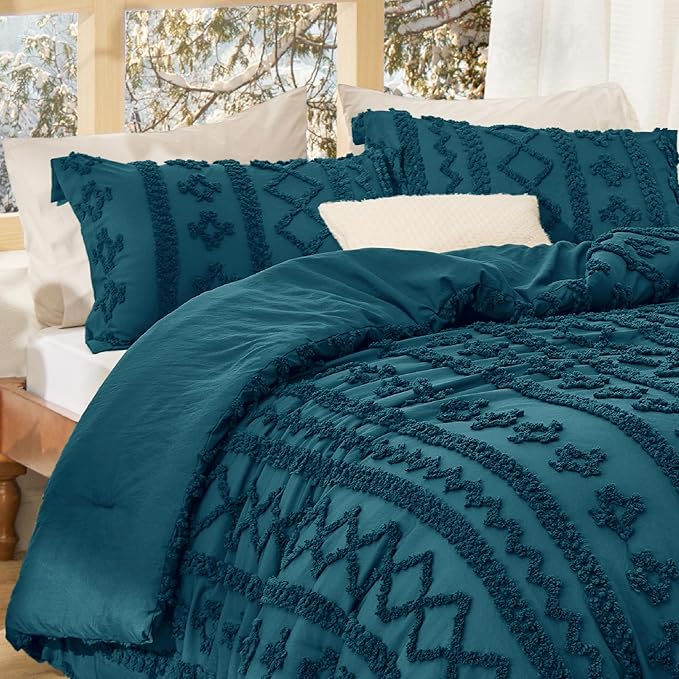 Bedsure Tufted Boho Comforter Set California King - Teal Boho Bed Set, GentleSoft 3 Pieces Farmhouse Shabby Chic Embroidery Bedding, Gifts for Woman, Soft Jacquard Comforter for All Seasons