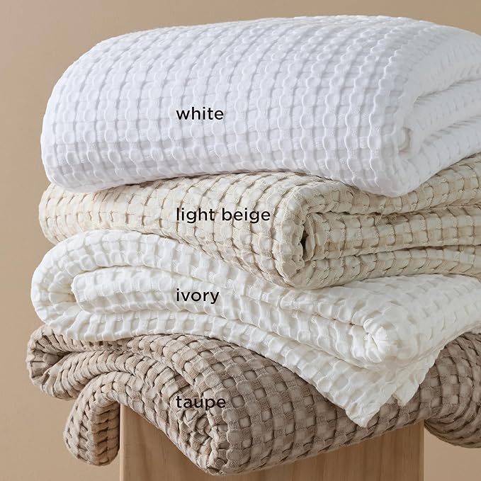 Bedsure Cooling Cotton Waffle Oversized King Blanket - Lightweight Breathable Blanket of Rayon Derived from Bamboo for Hot Sleepers, Light Beige, 120x96 Inches