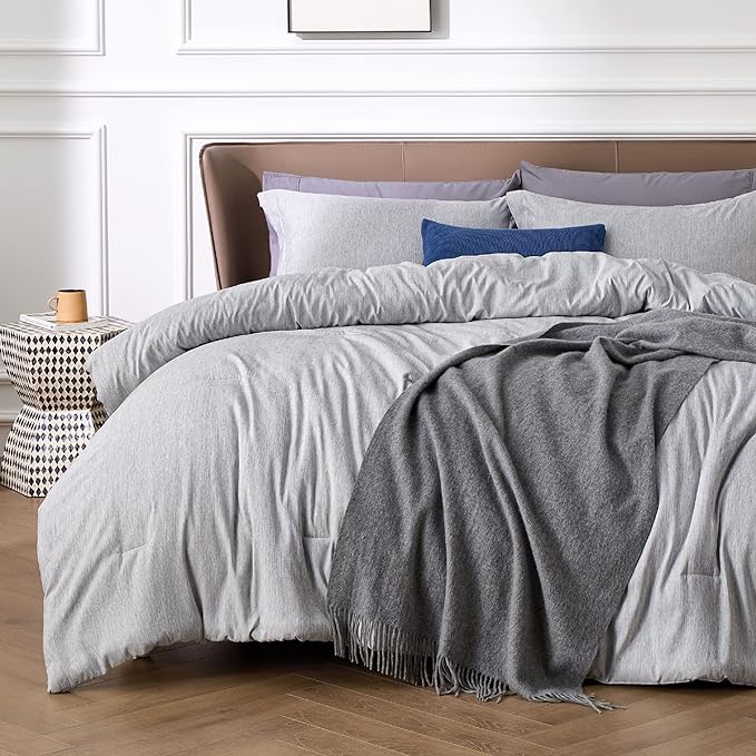 Bedsure King Size Comforter Set - Grey Soft Bedding for All Seasons, Cationic Dyed Bed Set, 3 Pieces, 1 King Size Comforter (104"x90") and 2 Pillow Shams (20"x36"+2")