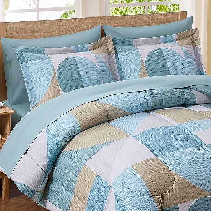 Geometric Comforter Set King Size with Sheets Bed in a Bag – Deep Pocket Fitted Sheet with Elastic Corners, Cozy Comforter, Pillowcases & Shams – Soft Microfiber All Season Bedding – Machine Washable