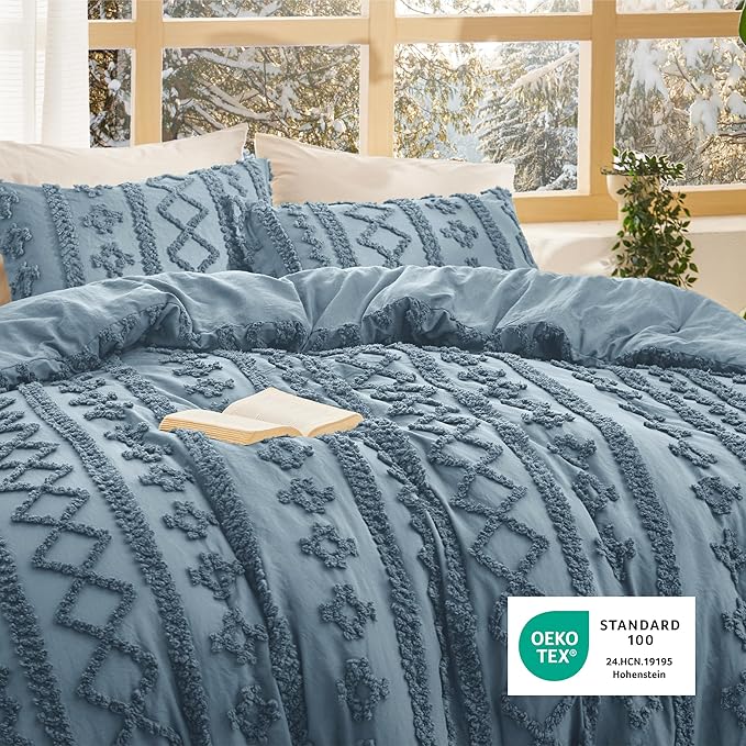 Bedsure Tufted Boho Comforter Set Full Size - Grayish Blue Boho Bed Set, GentleSoft™ 3 Pieces Farmhouse Shabby Chic Embroidery Bedding, Gifts for Woman, Soft Jacquard Full Comforter for All Seasons
