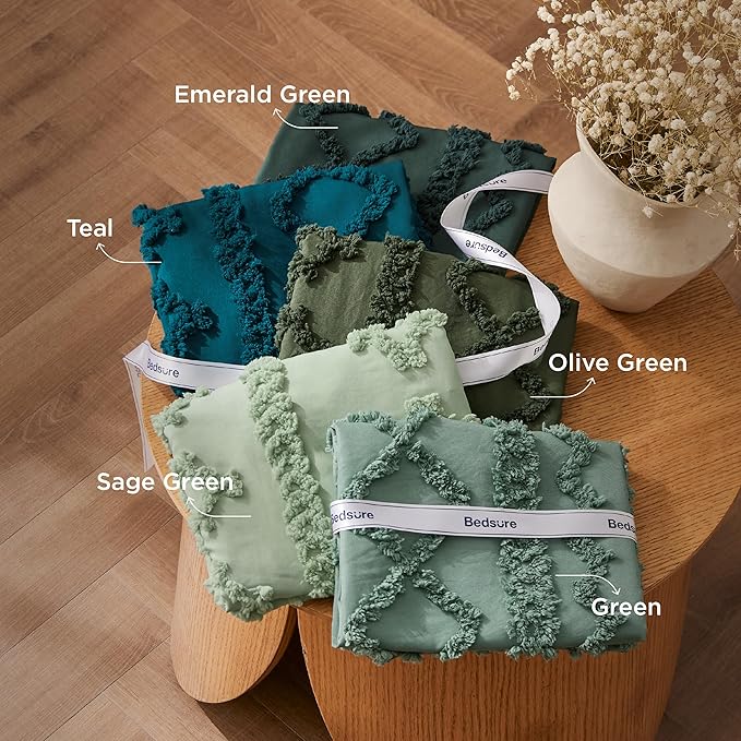 Bedsure Tufted Boho Comforter Set Queen Size - Olive Green Boho Bed Set, GentleSoft™ 3 Pieces Farmhouse Shabby Chic Embroidery Bedding, Gifts for Woman, Soft Jacquard Queen Comforter for All Seasons