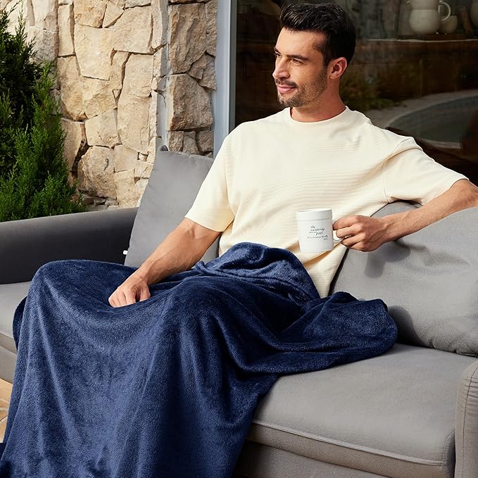 Exclusivo Mezcla Fleece Blanket Twin Size for Bed, Super Soft and Warm, All Season Use, Cozy, Plush, Lightweight, 90x66 Inches, Navy Blue