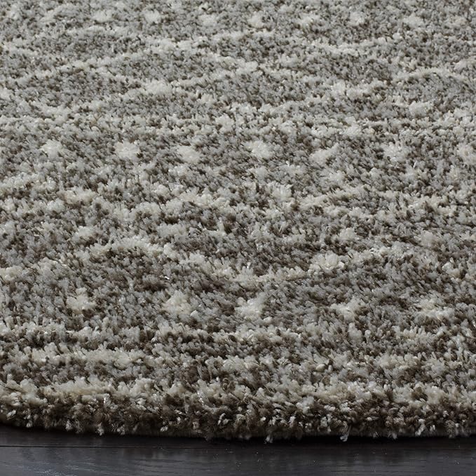 SAFAVIEH Arizona Shag Collection Area Rug - 10' Round, Charcoal/Beige, Geometric Design, Plush 1.6 Inch Thick Ideal for High Traffic Areas in Living Room, Bedroom, Dining (ASG741B)