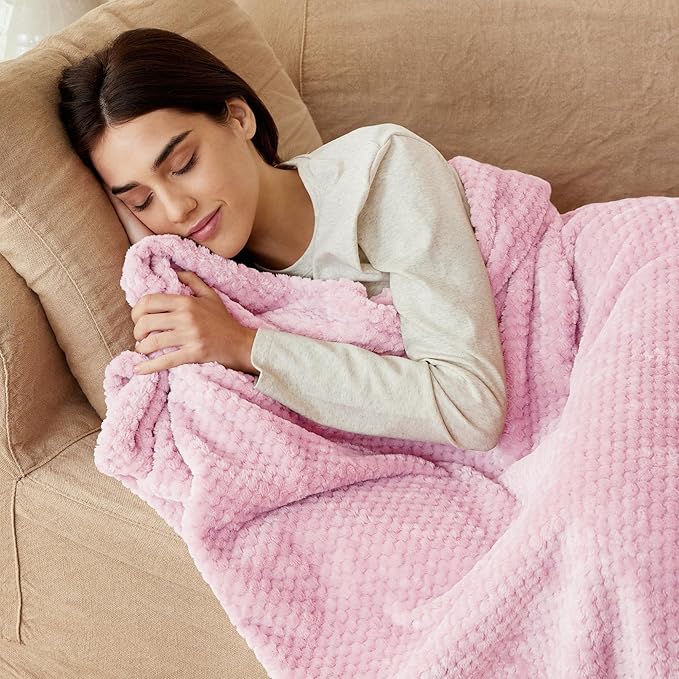 Exclusivo Mezcla Fleece Throw Blanket Extra Large, Super Soft and Warm Blankets for Couch, Sofa and Bed Waffle Textured, Cozy, Fuzzy and Lightweight (Light Pink, 50x70 Inches)