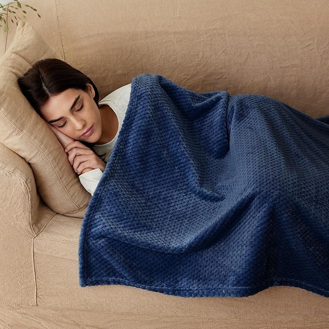 Exclusivo Mezcla Fleece Throw Blanket Extra Large, Super Soft and Warm Blankets for Couch, Sofa and Bed Waffle Textured, Cozy, Fuzzy and Lightweight (Navy Blue, 50x70 Inches)