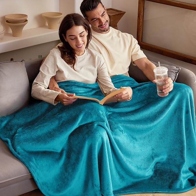 Exclusivo Mezcla Extra Large Fleece Throw Blanket for Couch, Sofa, 300GSM Super Soft and Warm Blankets, Teal Throw All Season Use, Cozy, Plush, Lightweight, 50x70 Inches