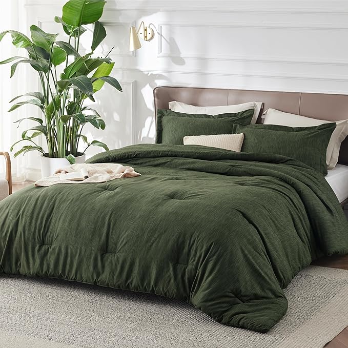 Bedsure California King Comforter Set - Dark Green Soft Bedding for All Seasons, Cationic Dyed Bed Set, 3 Pieces, 1 California King Size Comforter (104"x96") and 2 Pillow Shams (20"x36"+2")