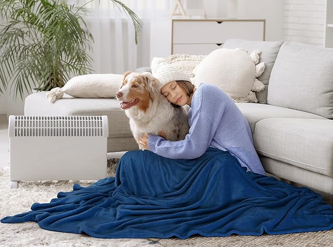 Utopia Bedding Fleece Blanket Queen Size Navy 300GSM Luxury Anti-Static Fuzzy Soft Microfiber Bed Blanket (90x90 Inch)