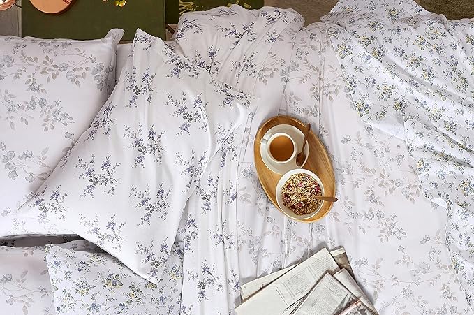 Laura Ashley - Flannel Sheets Twin Size, Anti-Pilling & Wrinkle Resistant Cotton, Touchably Soft for All-Season Comfort - Bed Sheets with Matching Pillowcase & Fitted Sheet (Jessika Lavender)