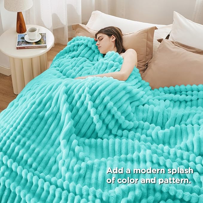 Bedsure GentleSoft Blue Full Blanket for Couch - Cozy Soft Blankets for Women, Cute Small Fleece Throws for Girls, Birthday Gifts for Women Decor Gifts for Mom, Blue Fog, 84x90 Inches