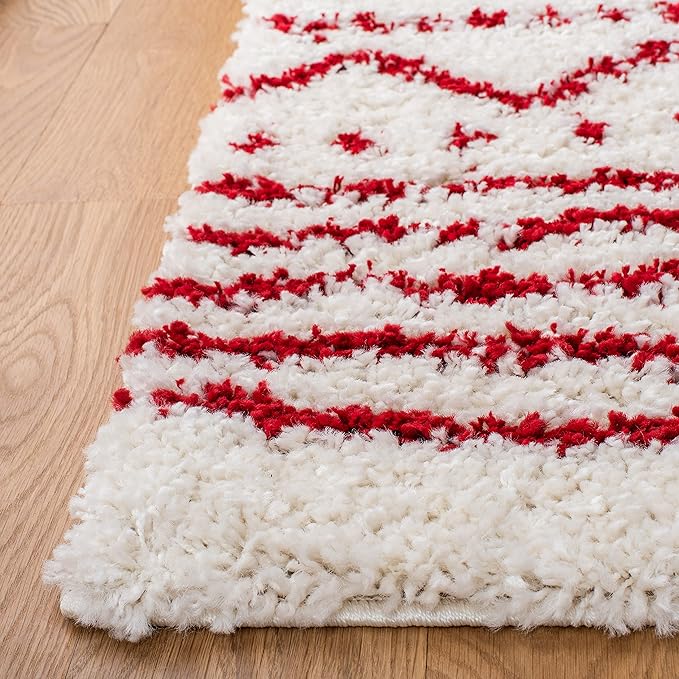 SAFAVIEH Arizona Shag Collection Area Rug - 5'1" x 7'6", Ivory & Red, Moroccan Design, Non-Shedding & Easy Care, 1.6-inch Thick Ideal for High Traffic Areas in Living Room, Bedroom (ASG741P)
