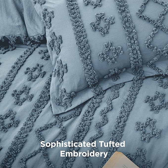 Bedsure Tufted Boho Comforter Set Queen Size - Grayish Blue Boho Bed Set, GentleSoft™ 3 Pieces Farmhouse Shabby Chic Embroidery Bedding, Gifts for Woman, Soft Jacquard Queen Comforter for All Seasons