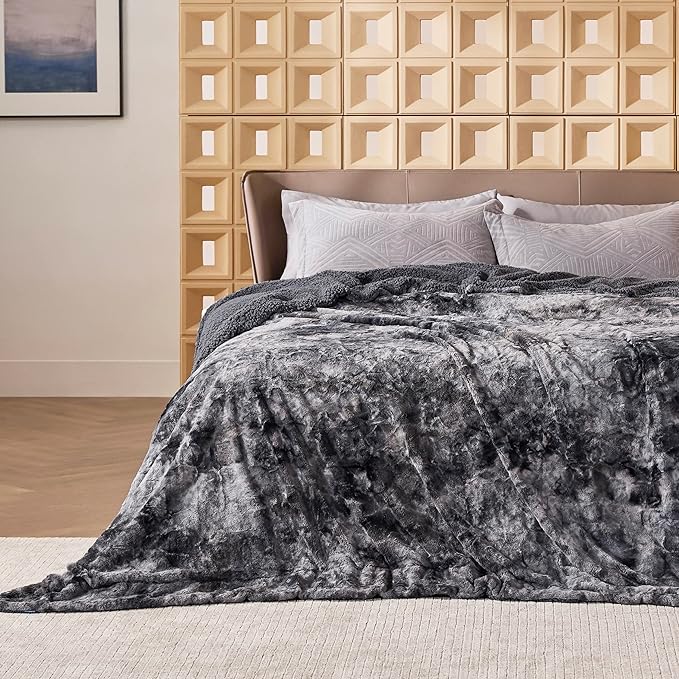 Bedsure GentleSoft Sherpa Fluffy Blanket King Size for Bed - Fleece Warm and Cozy for Women Gift, Plush & Fuzzy Faux Christmas Fur Blanket for Couch, Sofa Decor, Tie Dye Design, Grey, 108x90 Inches