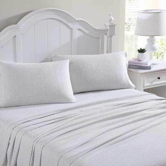 Laura Ashley - Flannel Sheets Queen Size, Anti-Pilling & Wrinkle Resistant Cotton, Touchably Soft for All-Season Comfort - Bed Sheets with Matching Pillowcases & Fitted Sheet (Chelsie Vine Grey)