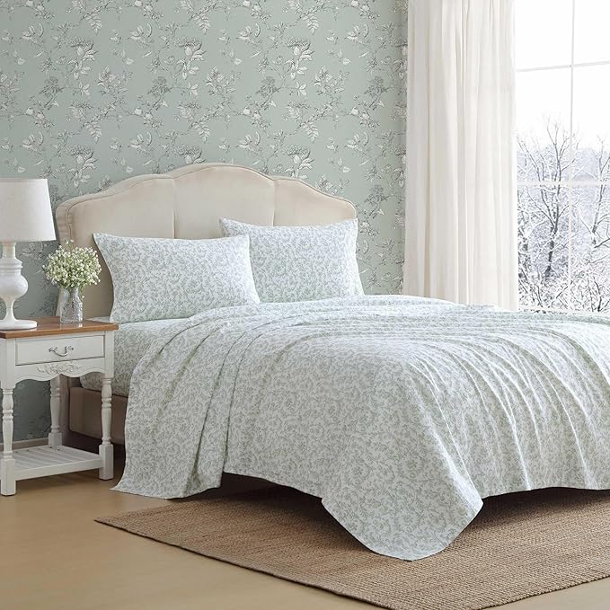 Laura Ashley - Flannel Sheets King Size, Anti-Pilling & Wrinkle Resistant Cotton, Touchably Soft for All-Season Comfort - Bed Sheets with Matching Pillowcases & Fitted Sheet (Brinna Green)