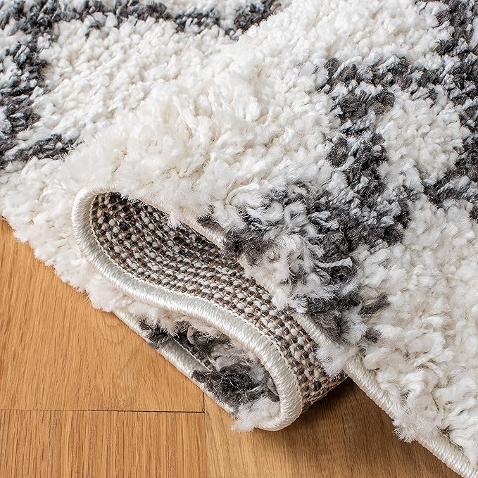 SAFAVIEH Arizona Shag Collection Area Rug - 3'2" Round, Ivory & Black, Moroccan Design, 1.6-inch Thick, Non-Shedding, Ideal for High Traffic Areas in Living Room, Bedroom, Dining (ASG741Z-3R)
