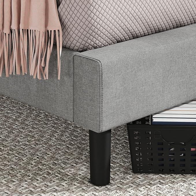 ZINUS Kellen Upholstered Scalloped Platform Bed Frame, Mattress Foundation, Wood Slat Support, No Box Spring Needed, Easy Assembly, King