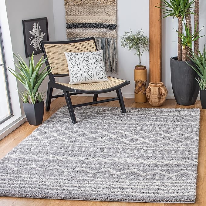 SAFAVIEH Arizona Shag Collection Accent Rug - 3'2" x 5', Grey & Ivory, Moroccan Design, Non-Shedding & Easy Care, 1.6-inch Thick Ideal for High Traffic Areas in Foyer, Living Room, Bedroom (ASG741G)
